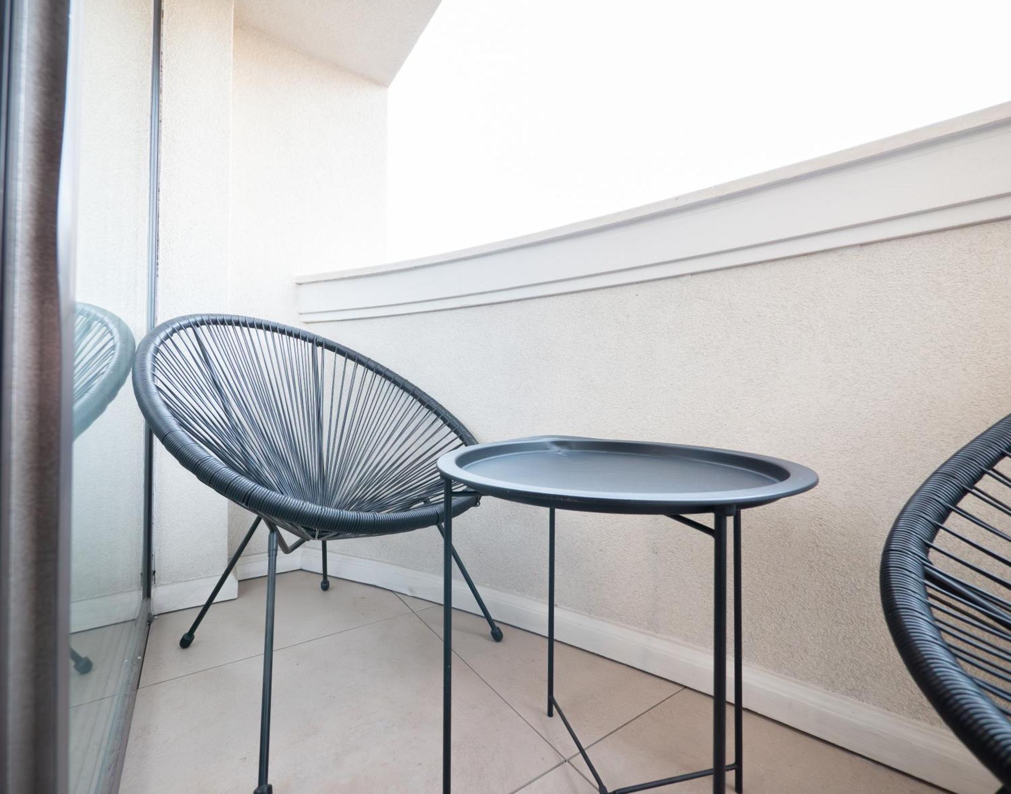 Novos Luxury Suites Bucureşti Eksteriør bilde