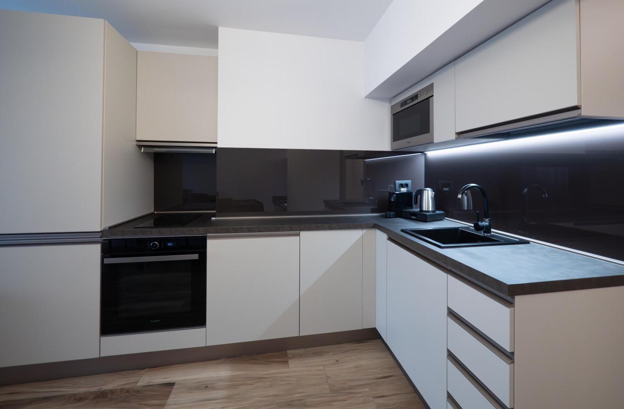 Novos Luxury Suites Bucureşti Eksteriør bilde